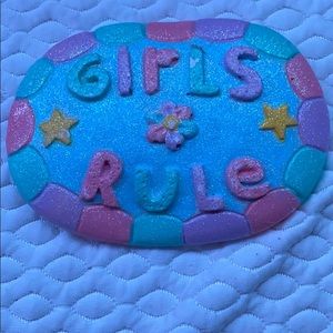 girls rule sparkly beautiful room decor